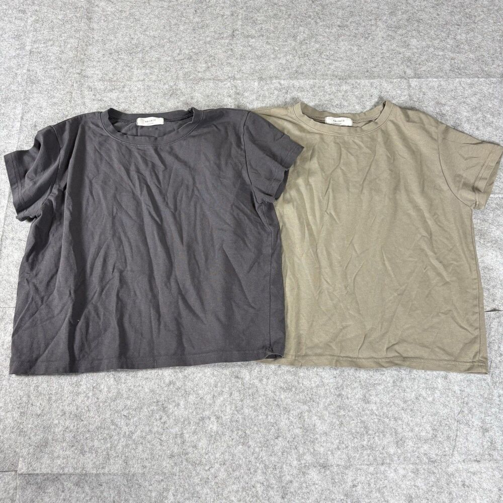 Able & Co Korea Womens Basics Cropped Tee T-Shirt Top Gray Beige Set Lot Of 2
